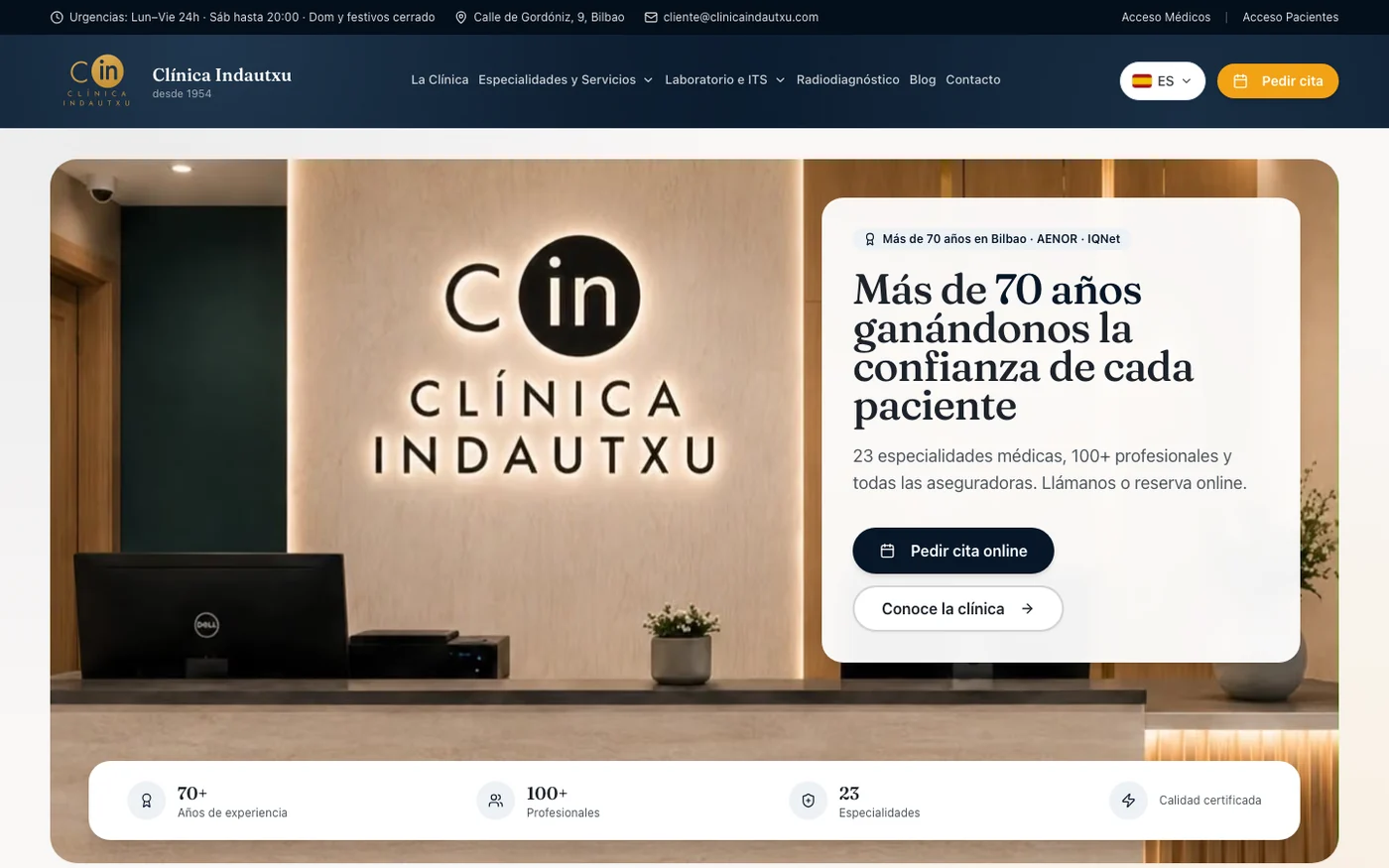 Portada de la web de Clínica Indautxu, con los setenta años de trayectoria y el acceso a pedir cita
